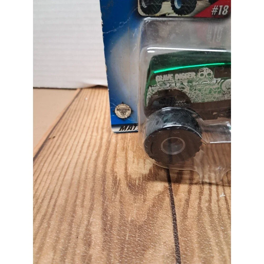 Monster Jam Grave Digger #1 2002 Hot Wheels Metal Collection 1:64 New READ
